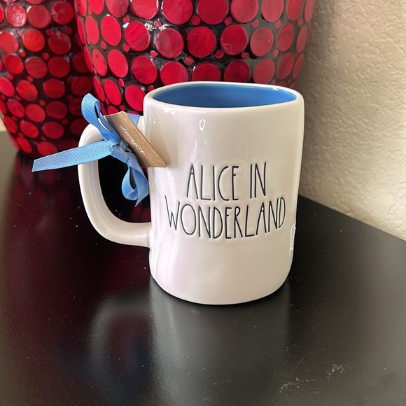 Rae Dunn X Disney Alice and Wonderland Mug - Picture 2 of 6